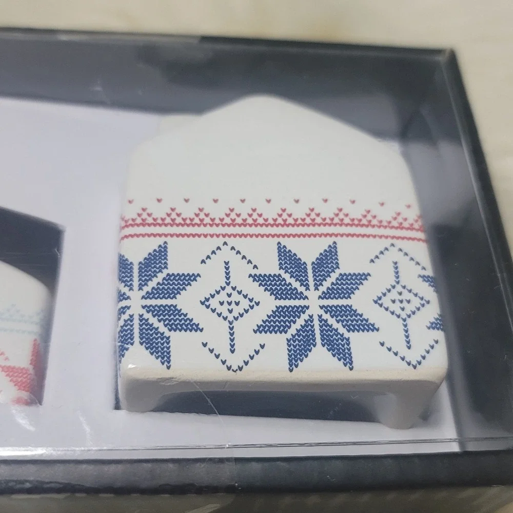 NIB The Cellar Holiday Salt & Pepper Shaker Set Stoneware Snowflake House